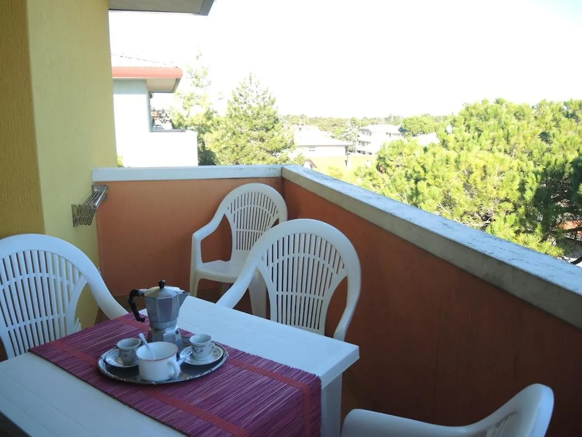 Renewed Two-Bedroom Apartment In Bibione - Beahost