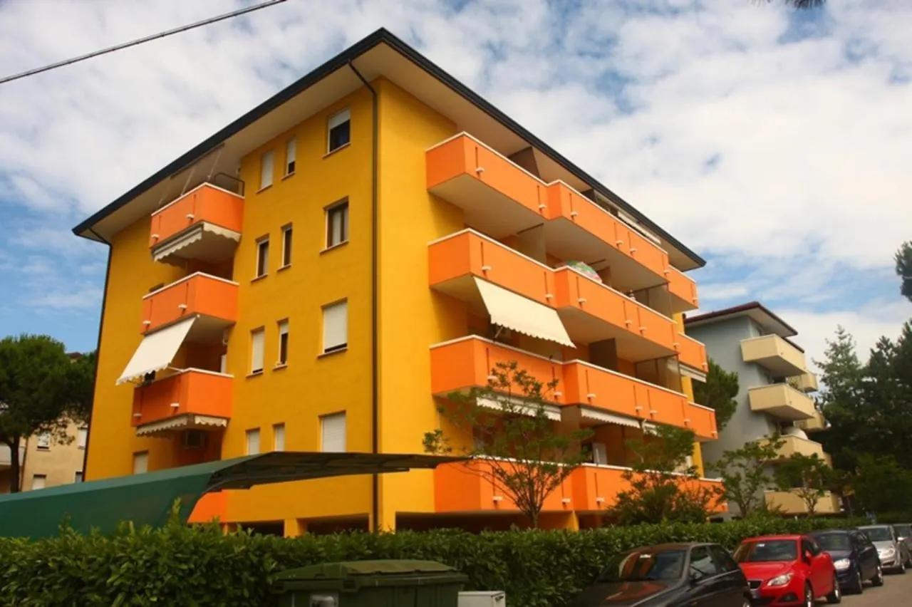 Renewed Two-Bedroom Apartment In Bibione - Beahost 0*,