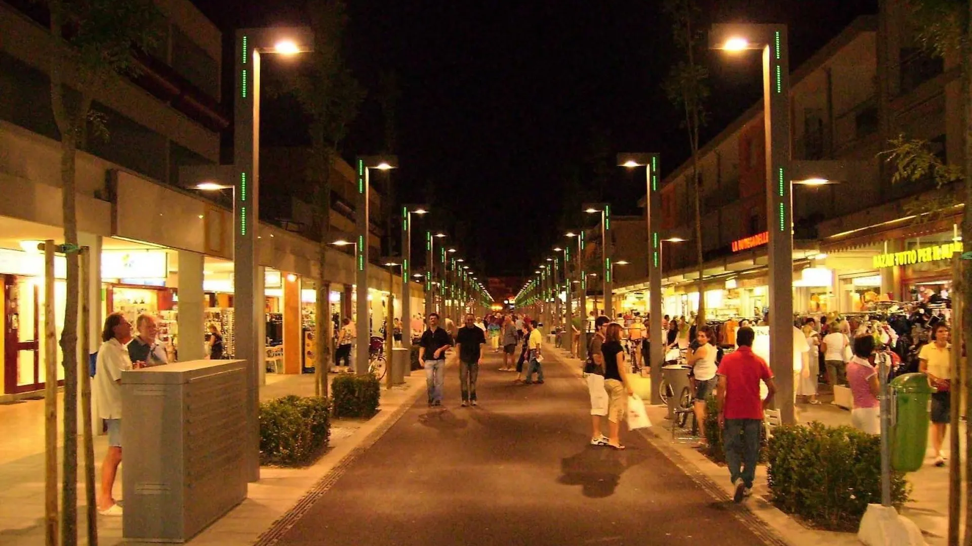 Renewed Two-Bedroom Apartment In Bibione - Beahost