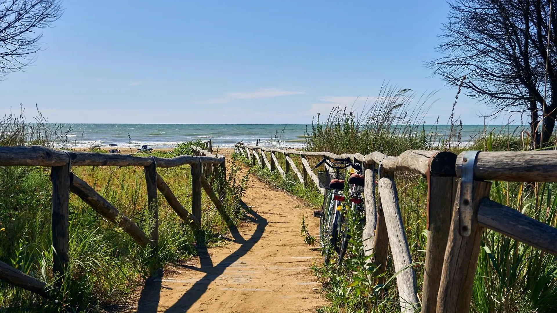 Renewed Two-Bedroom Apartment In Bibione - Beahost